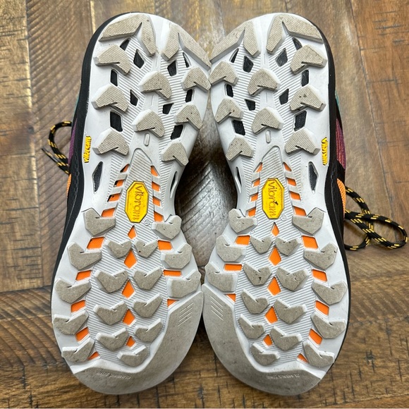 Merrell MQM 3 Trail Running Shoe, Size Women's 7.5, Color Teal/Orange - Picture 8 of 10